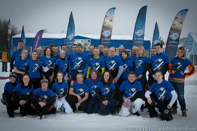 Как парашютисты совершают прыжки