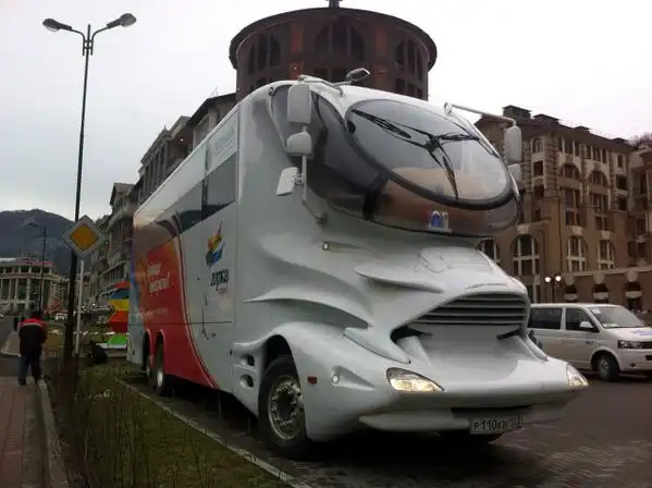 9 фактов об удивительном «олимпийском автобусе»