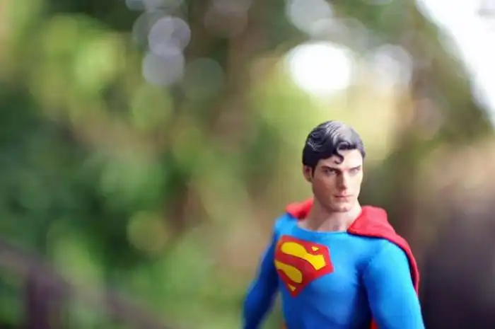 Миниатюрные кино-герои в реальной жизни