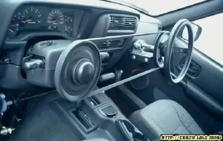 Правый руль?!