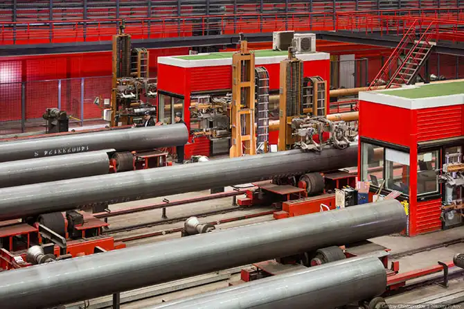 Экскурсия по трубоэлектросварочному цеху Челябинского трубопрокатного завода