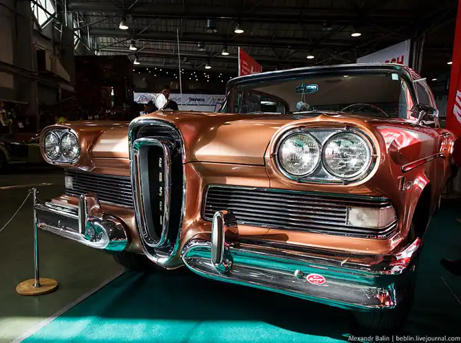 Экскурсия на выставку «Олдтаймер-Галерея»