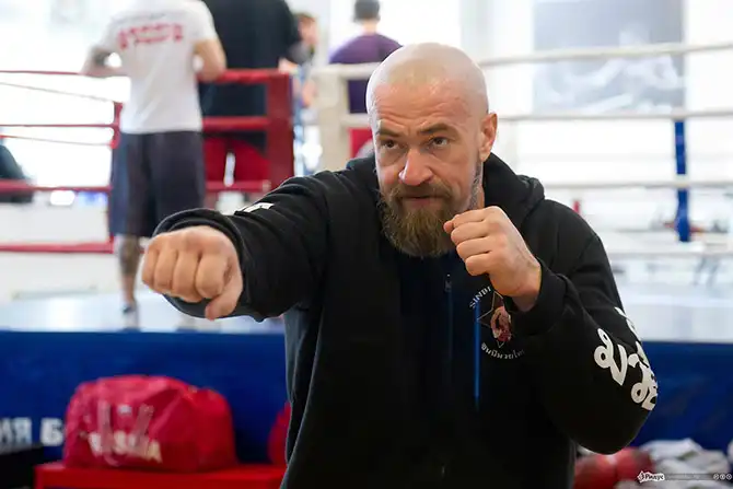 Один день со знаменитым русским богатырем