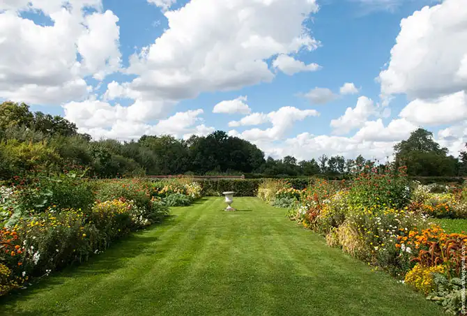 Прогулка по лучшему саду-огороду в окрестностях Парижа