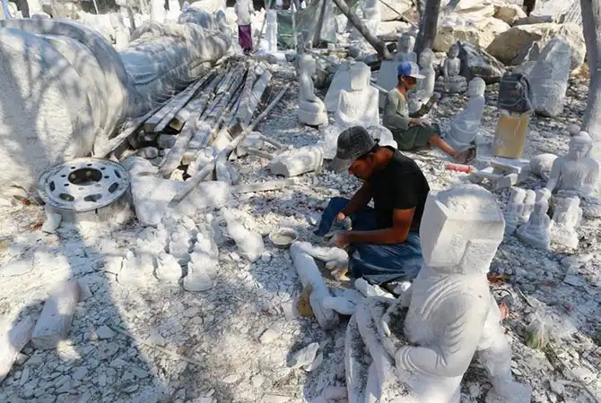 Как делают статуи Будды