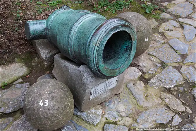 Прогулкой по крепости