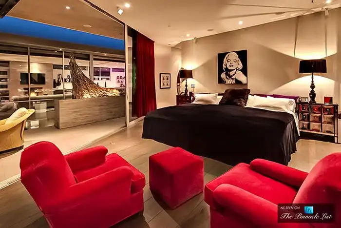 Диджей Авичи (Avicii) купил особняк за 16 миллионов долларов