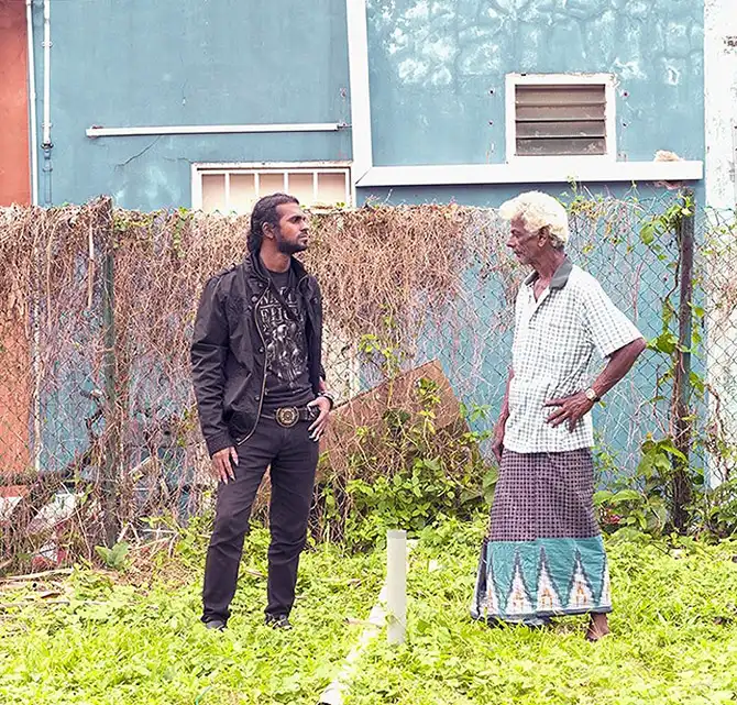 Одеты не по возрасту