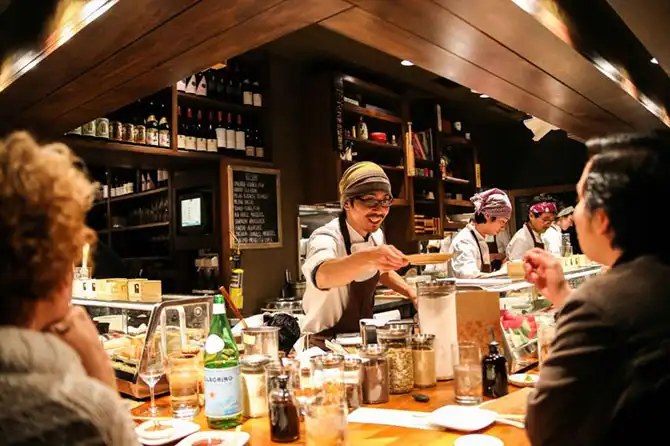 Какими качествами и навыками должен обладать суши-шеф