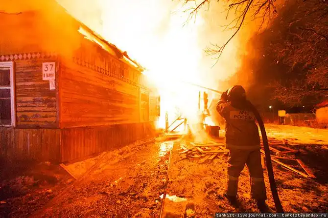 Как сгорают дома