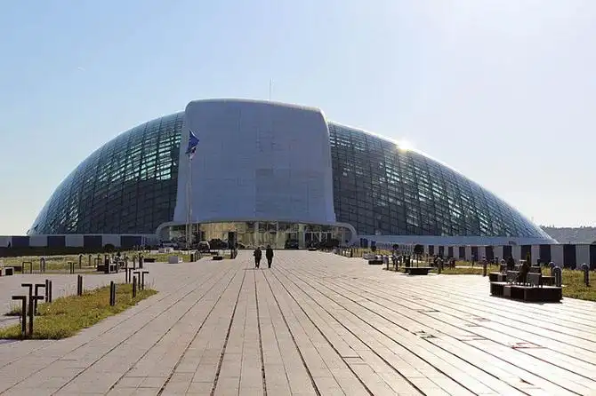 13 необычных современных правительственных зданий мира