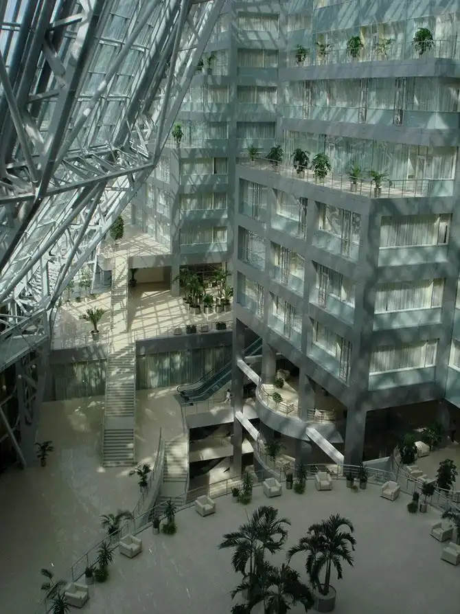 13 необычных современных правительственных зданий мира