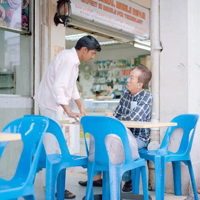 Прогулка по спальным районам самого яркого города Азии