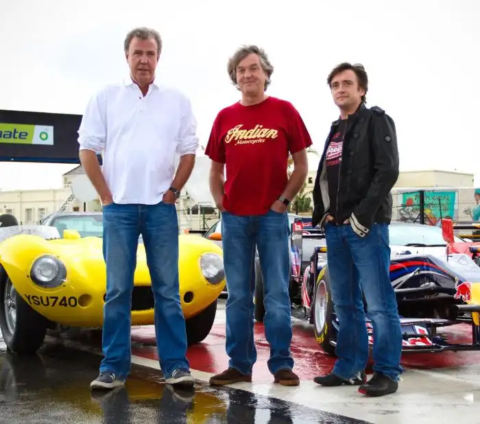 Звездная загадка: угадайте, кто это?