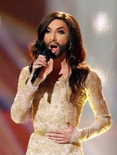 Победитель Евровидения 2014 – бородатая женщина Кончита Вурст