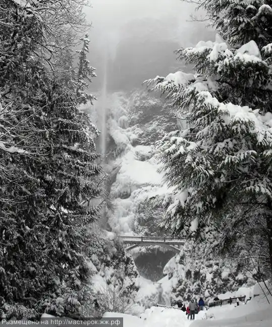 Водопад Малтнома (Multnomah Falls)