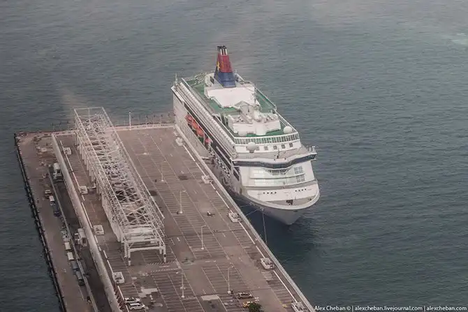 Полет над островом Гонконг