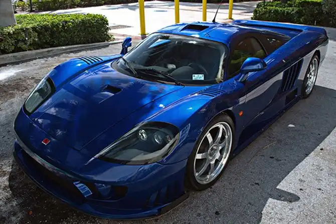 10 самых быстрых авто в мире