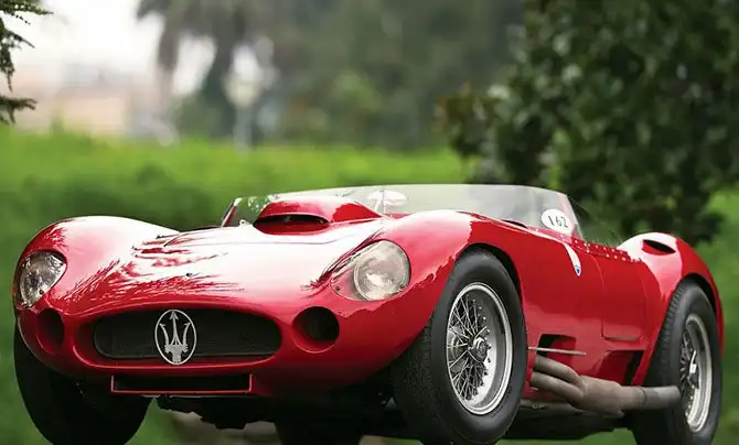 Самые интересные лоты автоаукциона в Монако