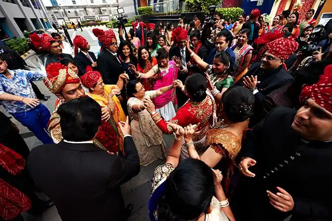 Как празднуют настоящую индийскую свадьбу