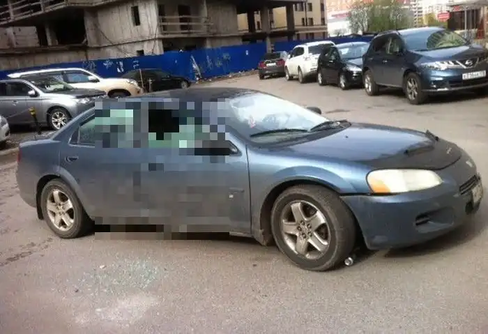 Месть владельцу авто за блокировку проезда