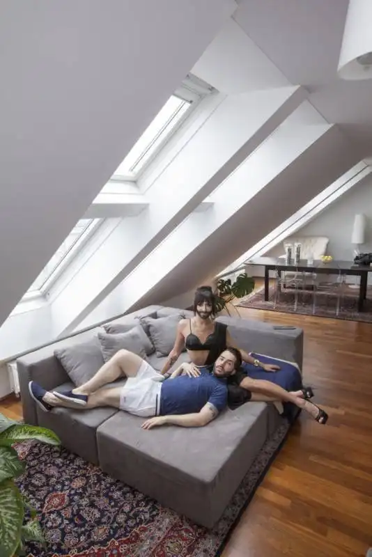 Кончита Вурст и ее муж Жак Патриак: домашняя фотоссесия