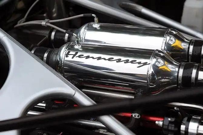 Самый быстрый серийный автомобиль