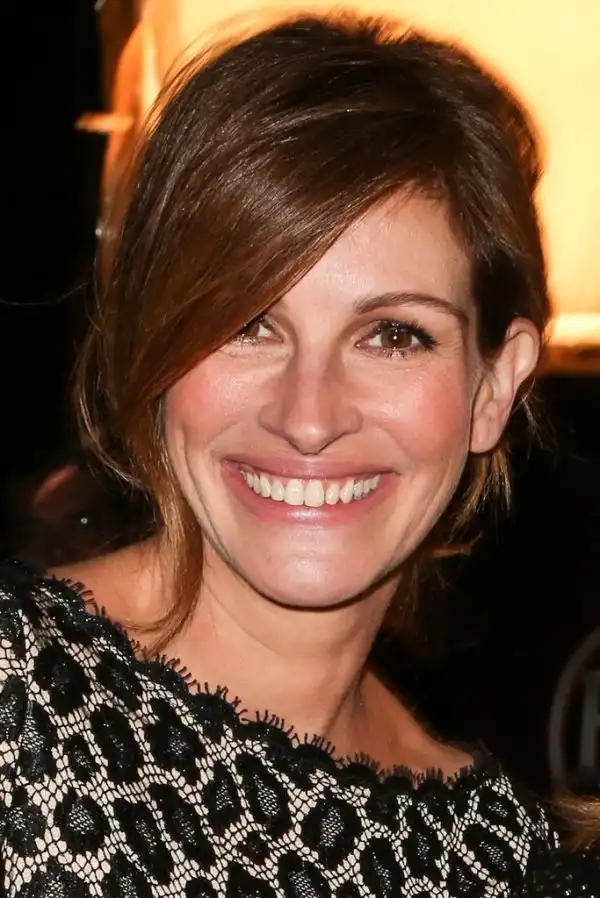 Знаменитости о недостатках своей внешности