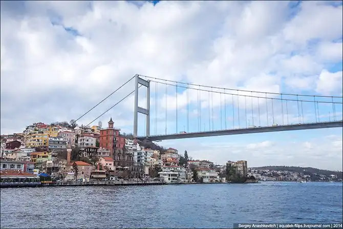 Паутина времен на берегах Босфора