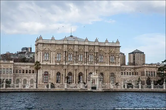 Паутина времен на берегах Босфора