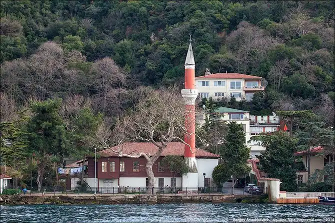 Паутина времен на берегах Босфора