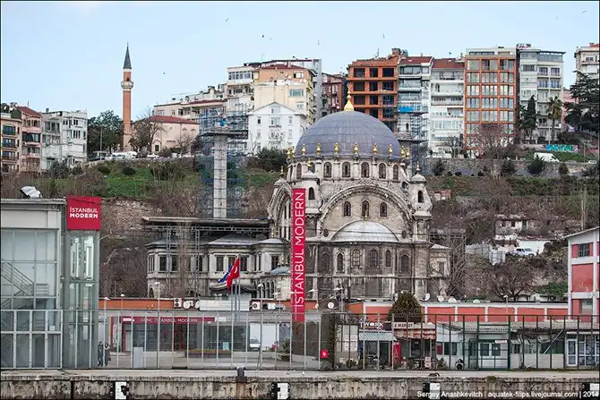 Паутина времен на берегах Босфора