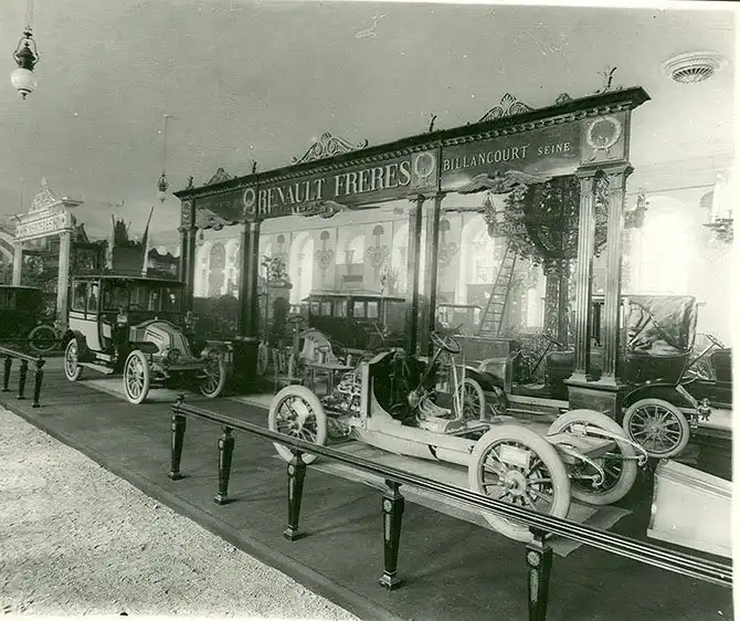 Первая Международная Автомобильная Выставка