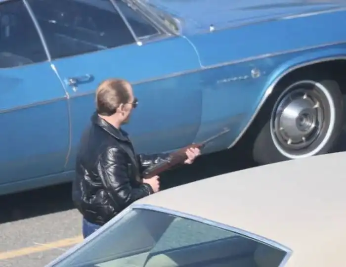 Звездная загадка дня: кто этот мужчина?