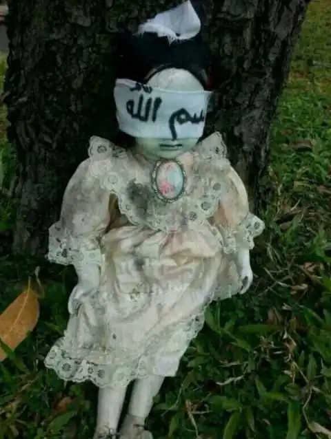 Дьявольская кукла привела в ужас Сингапур