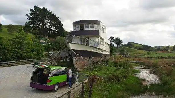 Самые странные отели мира