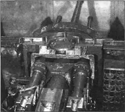 Трехпушечный танк