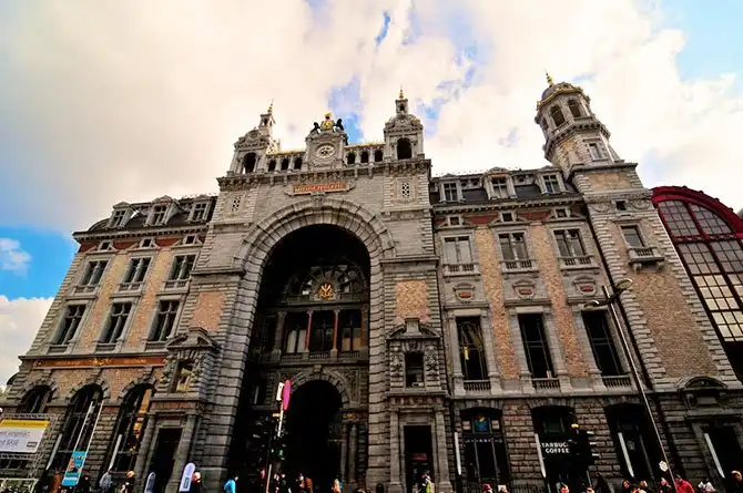 10 самых красивых вокзалов мира