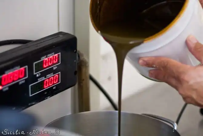 Как делают настоящее сицилийское мороженое