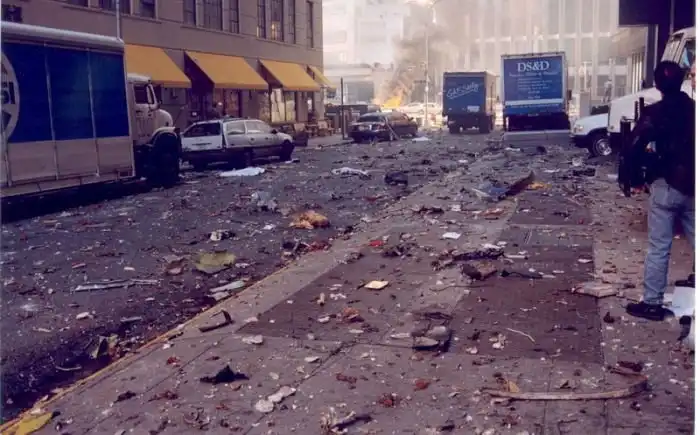 Архивные снимки теракта в Нью-Йорке 11 сентября 2001 года
