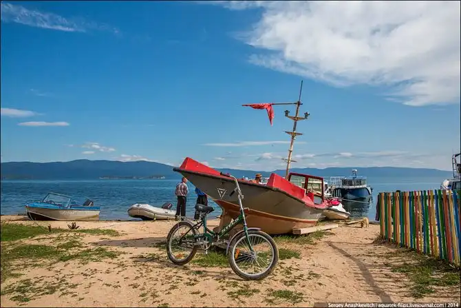Контрасты байкальской жизни
