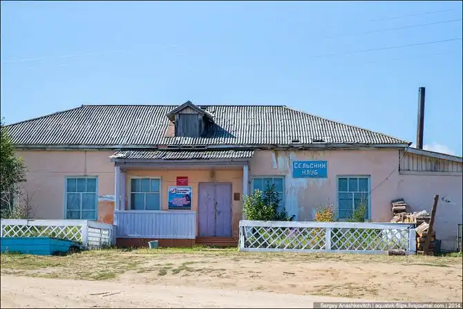 Контрасты байкальской жизни