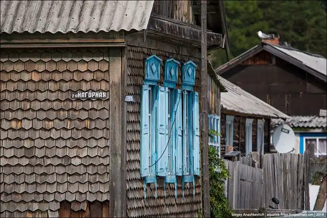 Контрасты байкальской жизни