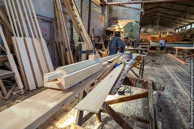 Экскурсия на верфь деревянного судостроения