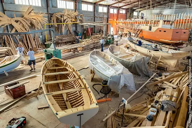 Экскурсия на верфь деревянного судостроения
