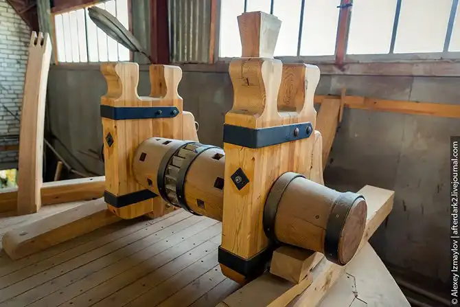 Экскурсия на верфь деревянного судостроения