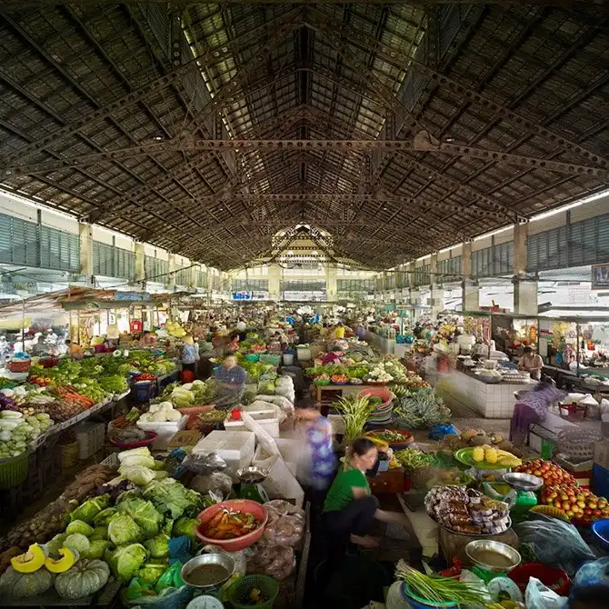 Достопримечательности и звуки невероятных рынков Азии