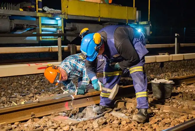 Как проходит ночь в Хельсинском метро