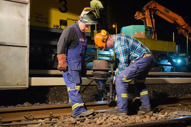 Как проходит ночь в Хельсинском метро