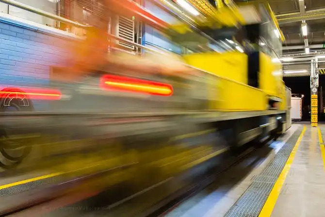 Как проходит ночь в Хельсинском метро